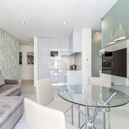 Apartment Whome | Parede Premium *