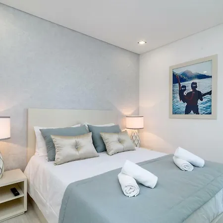 Whome | Parede Premium Cascais